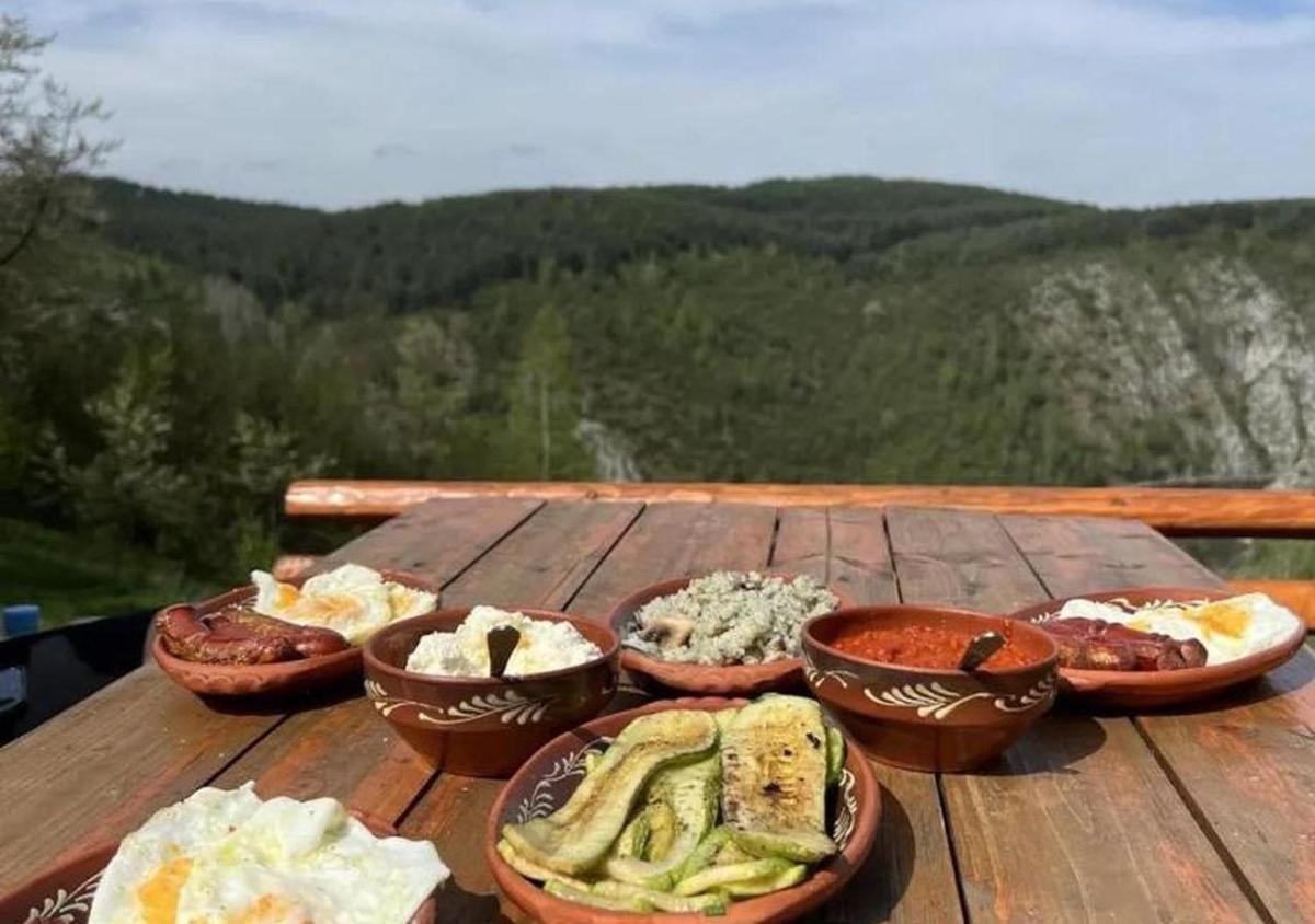 Biserni Kutak - Hizvo