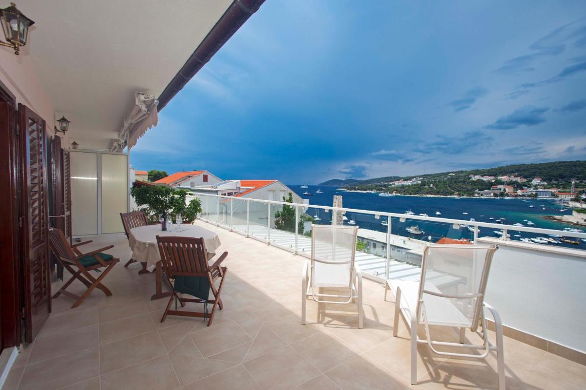 SeaView Guesthouse - Hvar - Housity