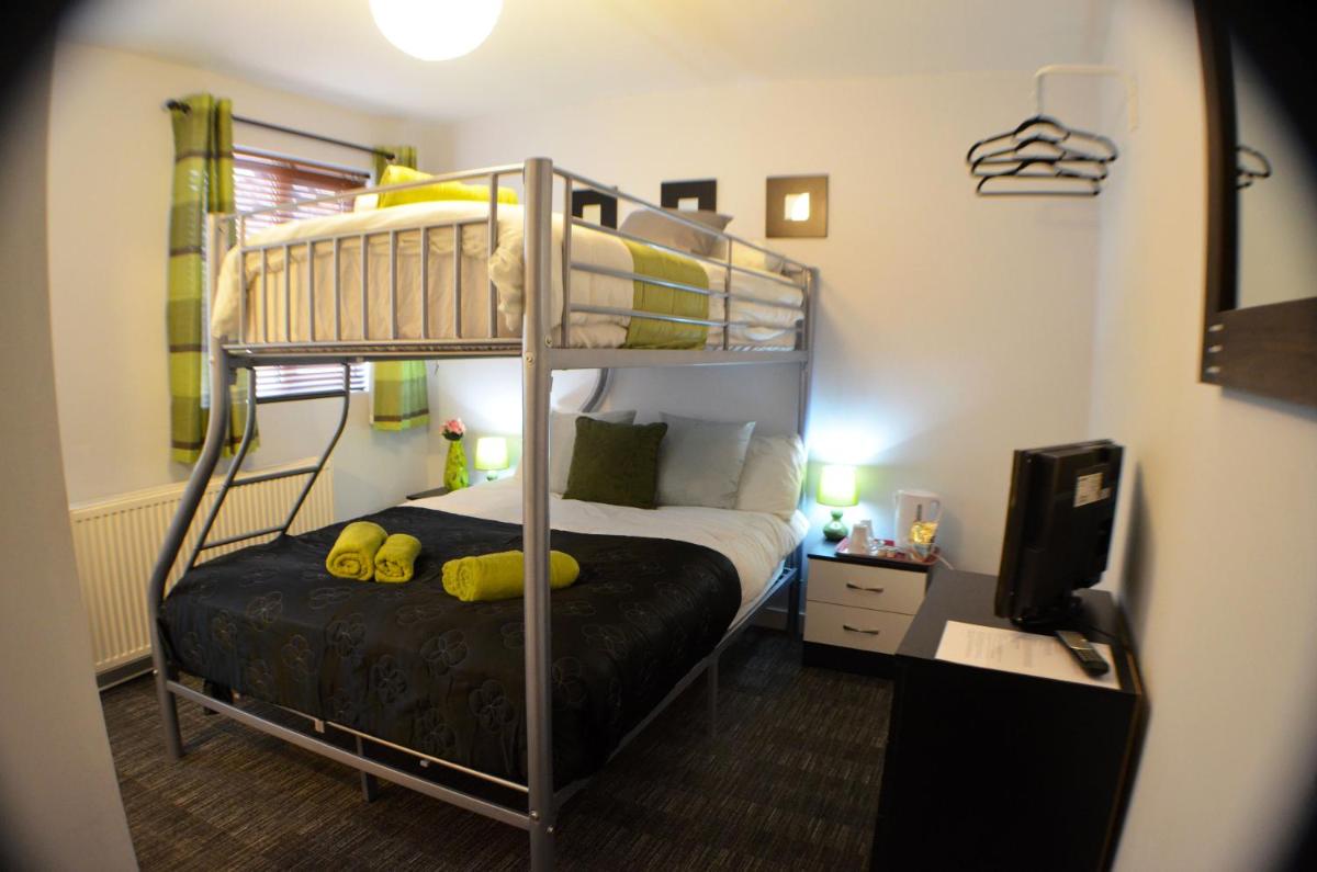 Birchfields Guest House - Housity