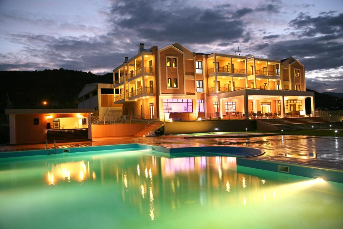 Veriopolis Hotel - Housity