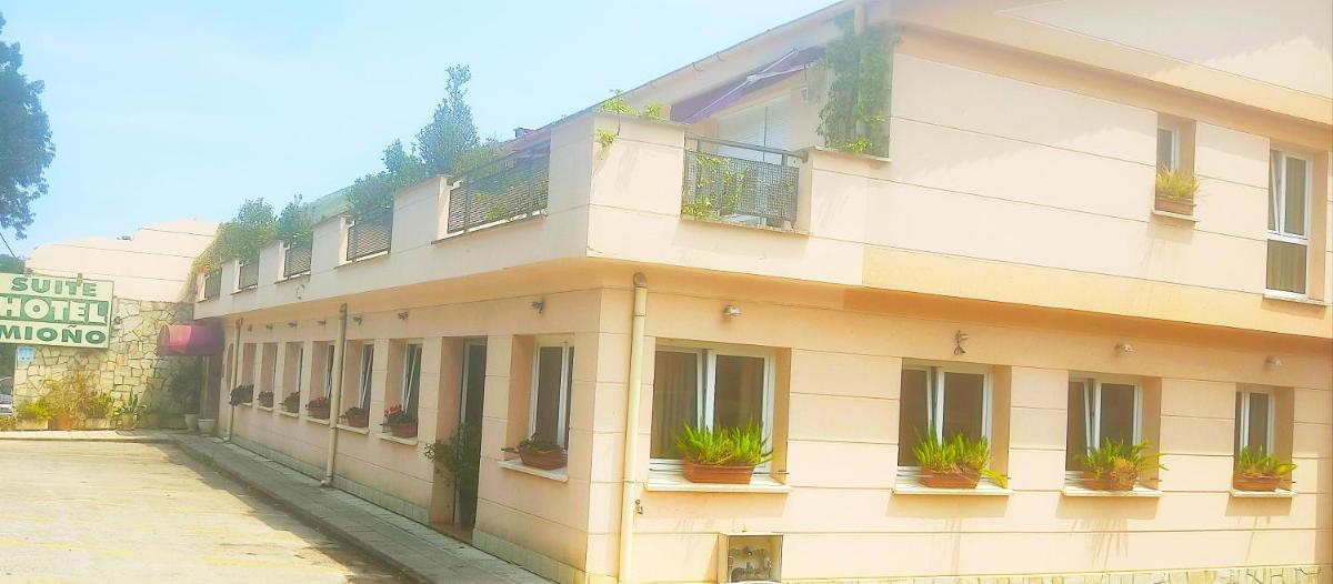 Hotel Suite Mioño Castro Urdiales - Housity