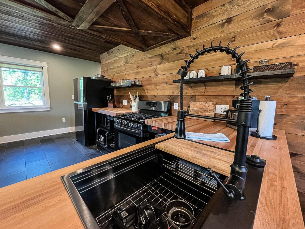 Modern Industrial Farmhouse - The Wayback - Housity