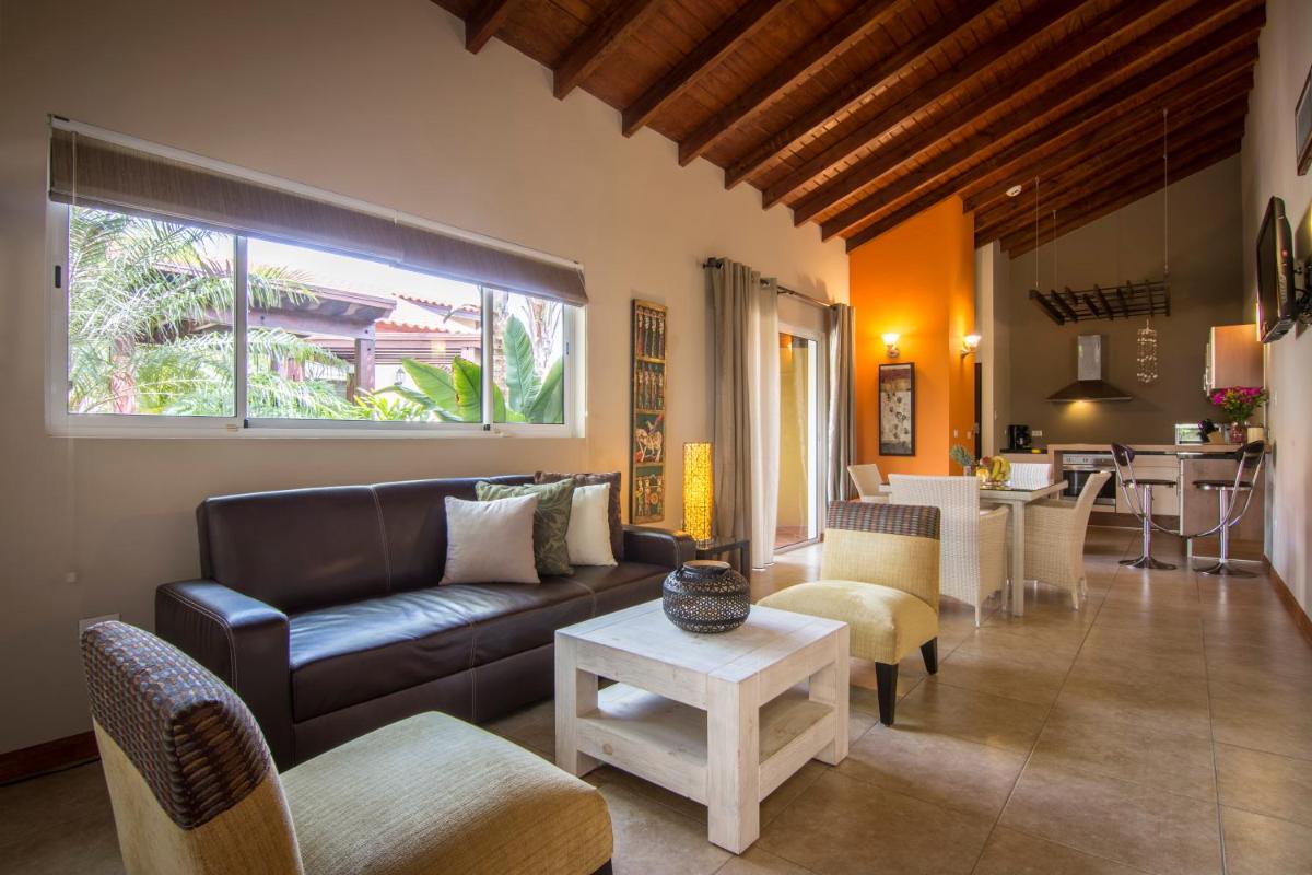 Costa Esmeralda Village - Housity