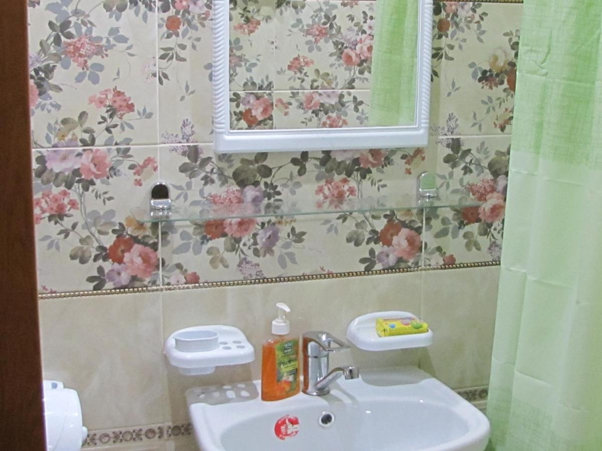 Apartments on ul Kirova 13 - Housity