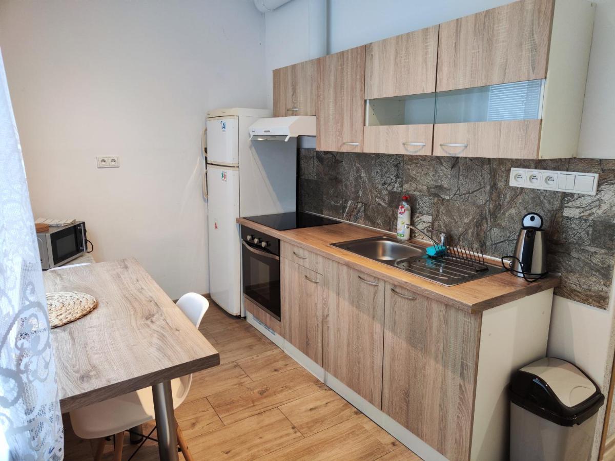 Apartmán blízko hlavnej stanice a centra mesta - Housity
