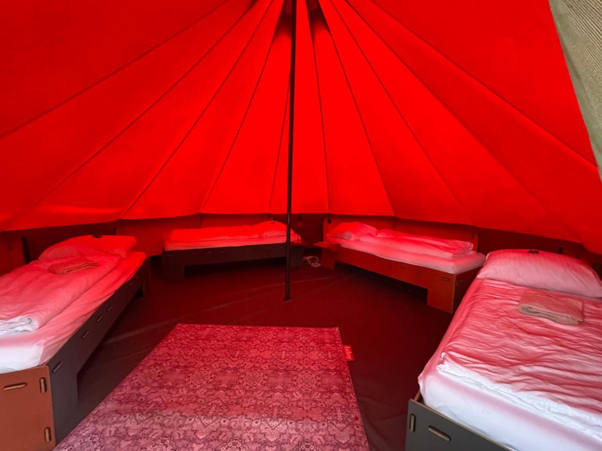 Zelt-Lodges Hof Viehbrook - Housity
