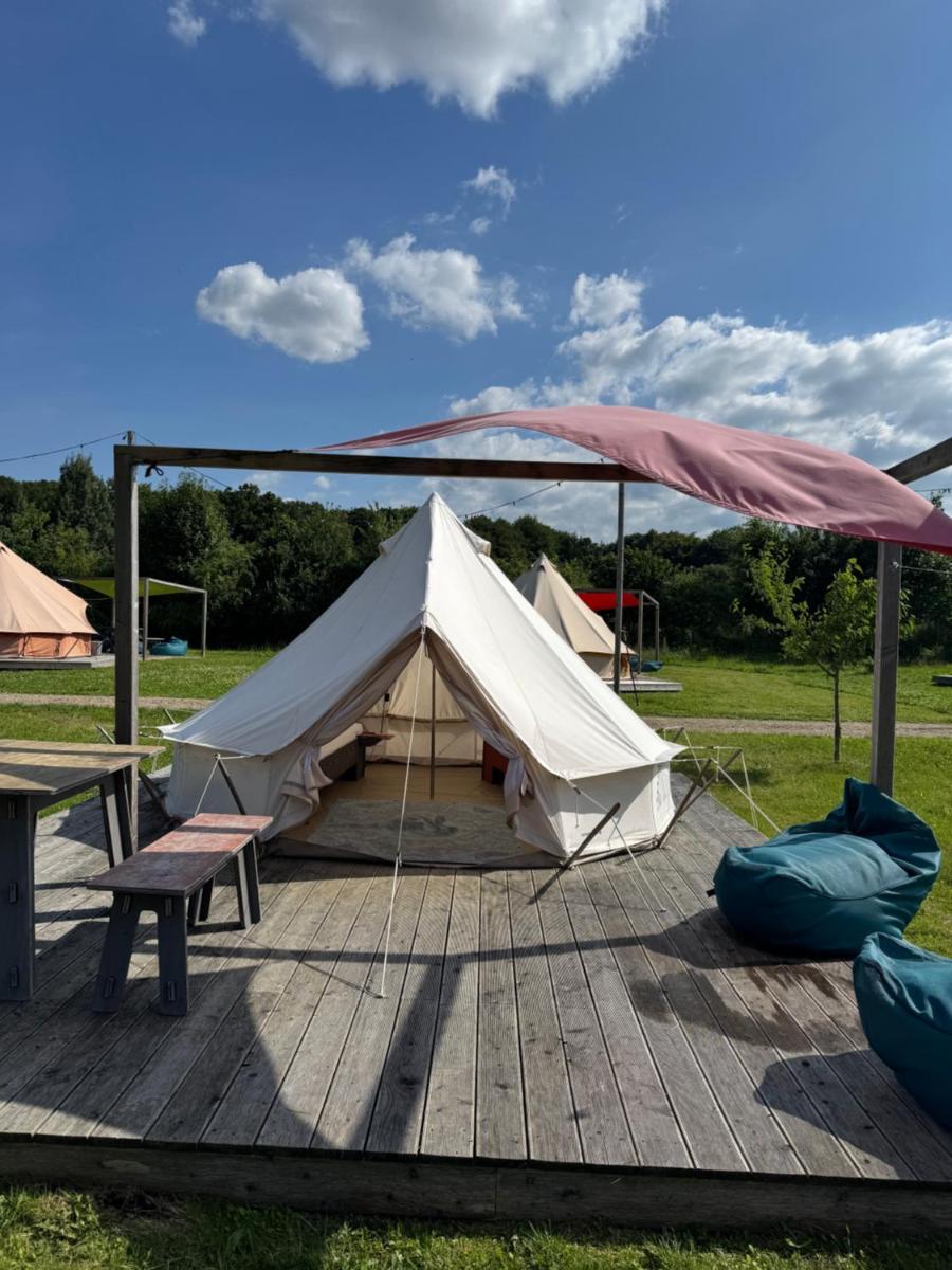 Zelt-Lodges Hof Viehbrook - Housity