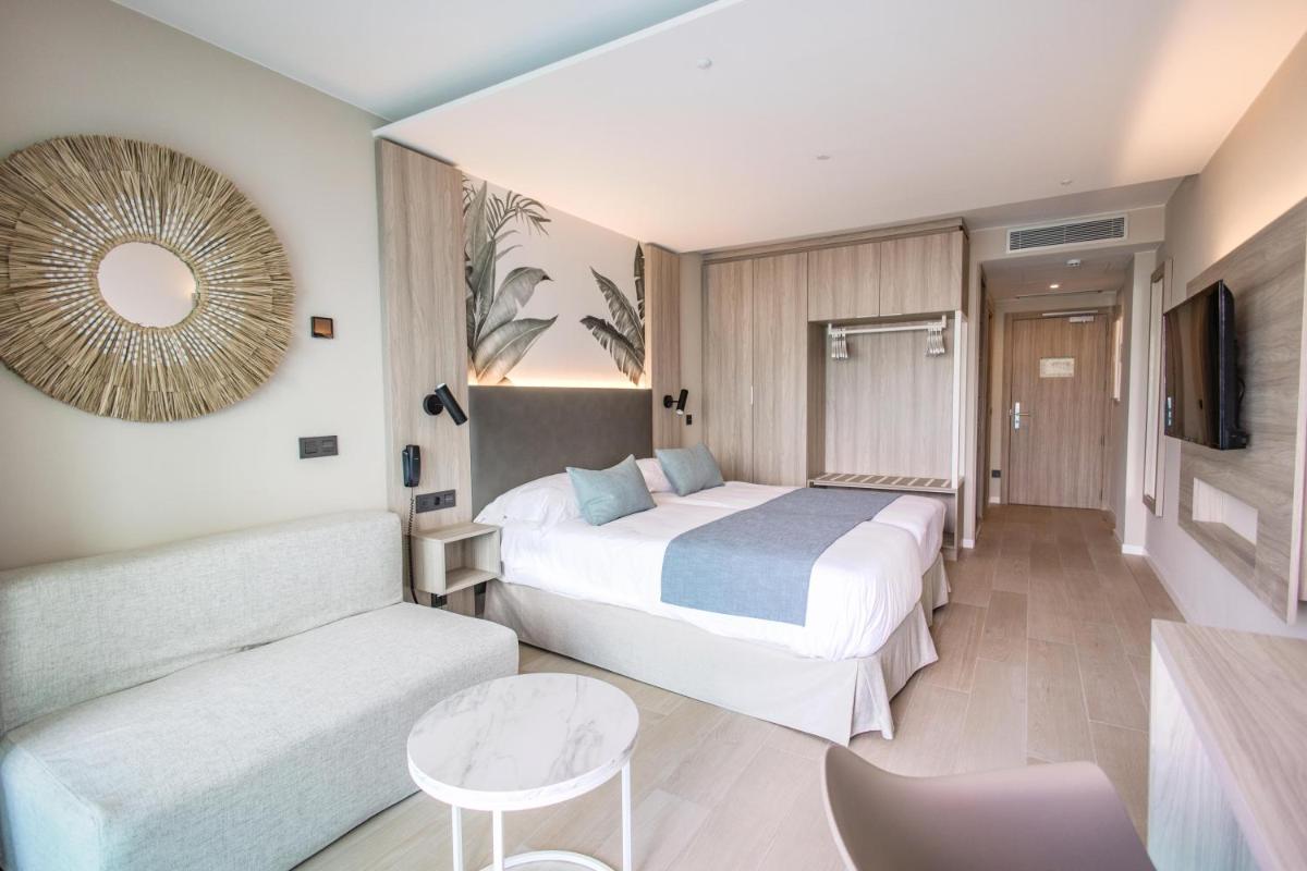 Cama o camas de una habitación en Servatur Puerto Azul