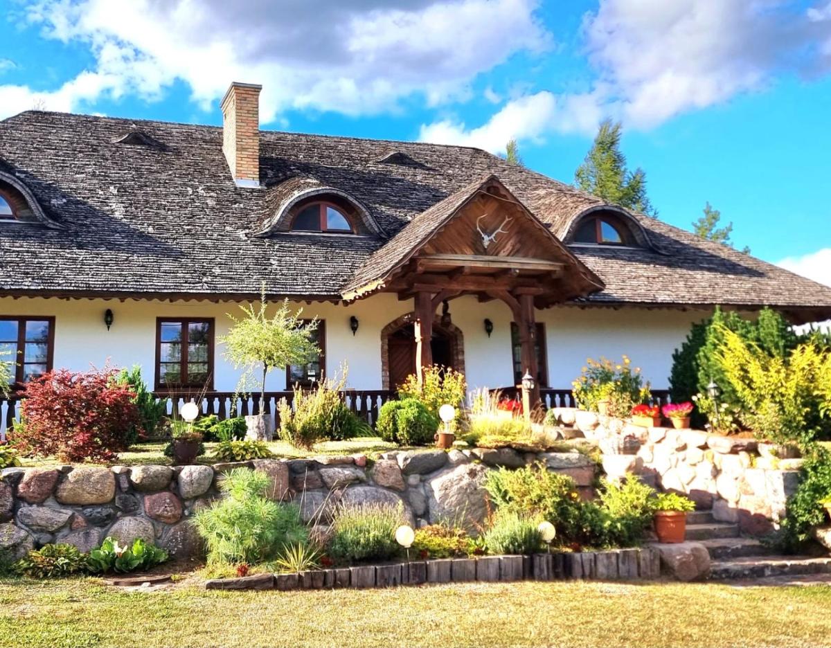 Dworek Mieldziczowka - Housity