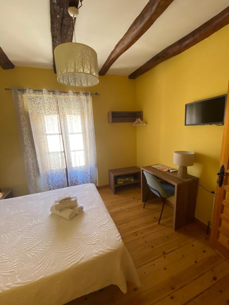 Hotel Restaurante Agapio de TRESNIÑO - Housity