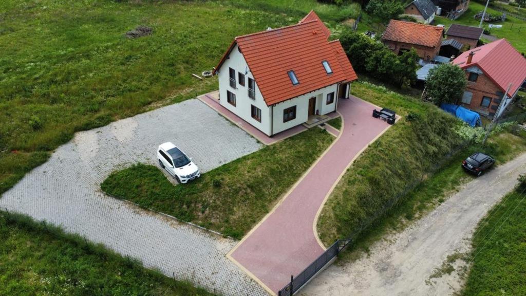 Pęglity jezioro - Housity