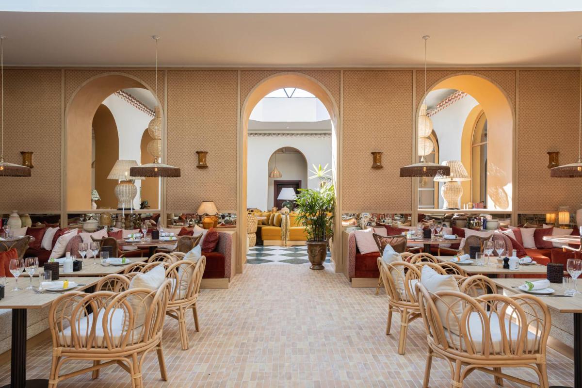 Coin salon dans l'établissement Hôtel Maison Chiberta