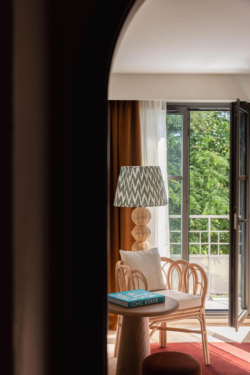 Coin salon dans l'établissement Hôtel Maison Chiberta