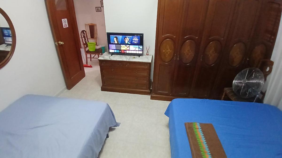 Habitacion Privada Familiar Toledo - Housity