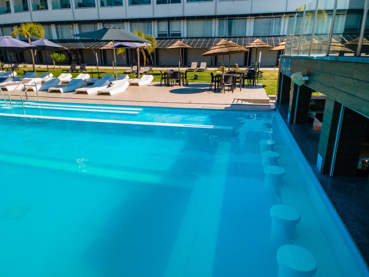 A piscina em ou perto de Lisotel - Hotel & Spa