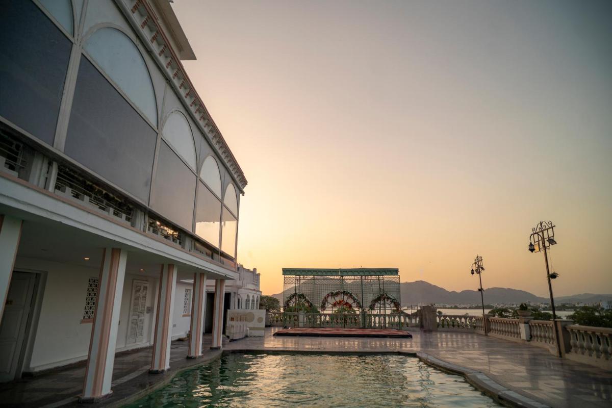 Hotel Merwara Estate- A Luxury Heritage Resort - Housity