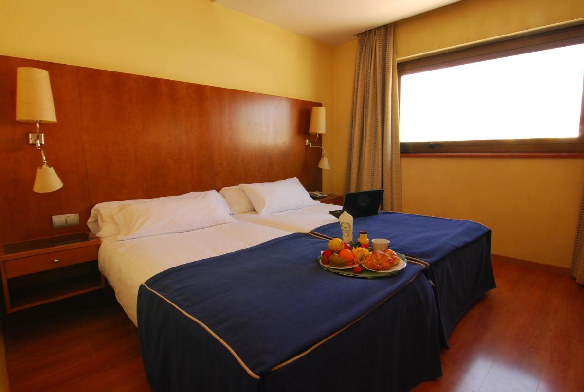Hotel Galaico - Housity
