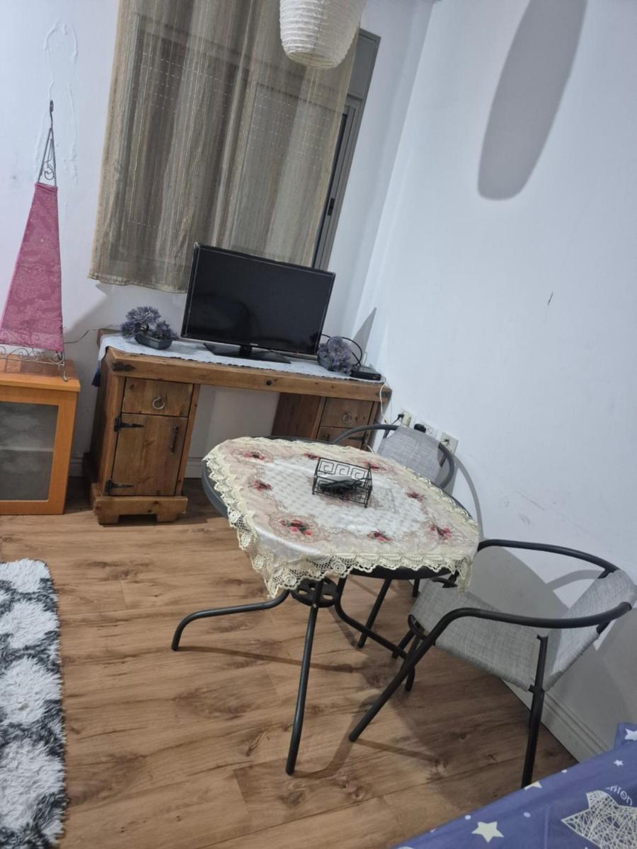 ZEHAVI Guest House - Housity