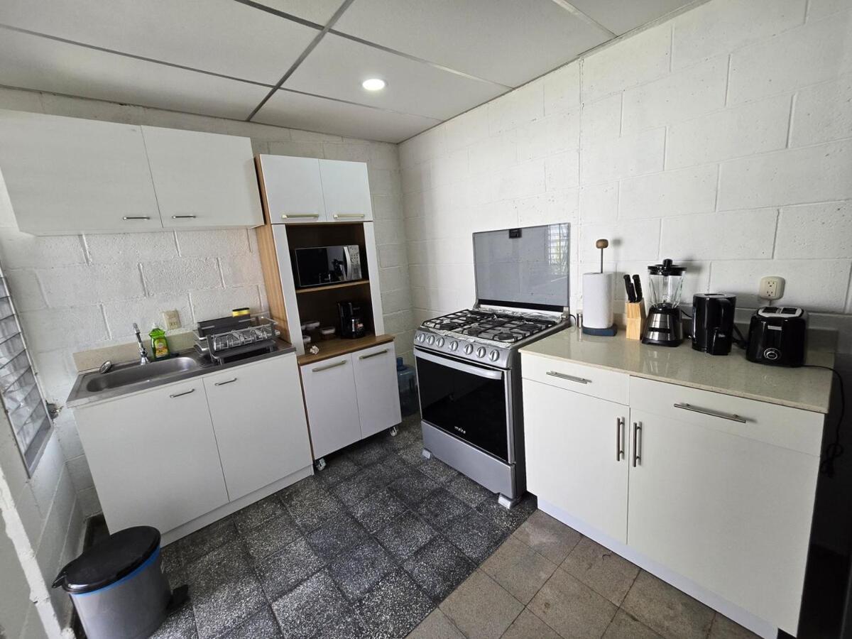 New House in Ciudad Merliot - Housity