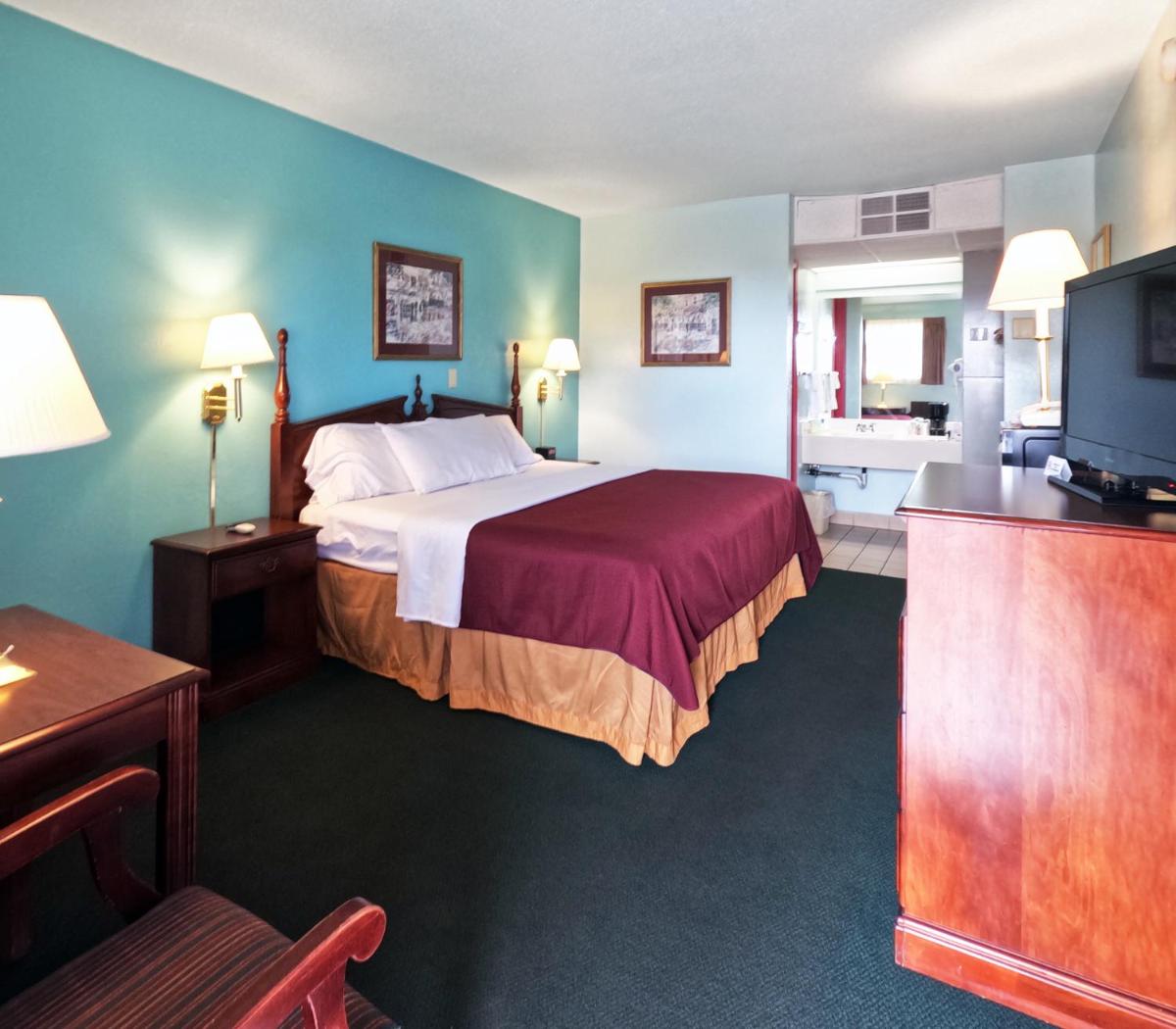 Route 66 Desert Rose Motel County Inn - Housity