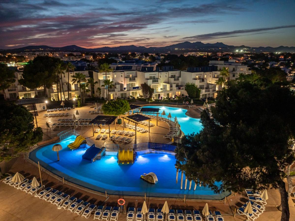 Piscina en o cerca de Hotel Club Es Talaial