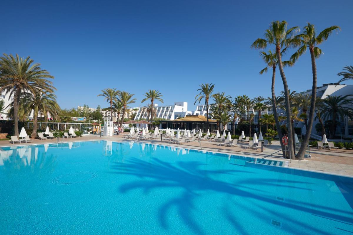 Piscina en o cerca de Protur Sa Coma Playa Hotel & Spa