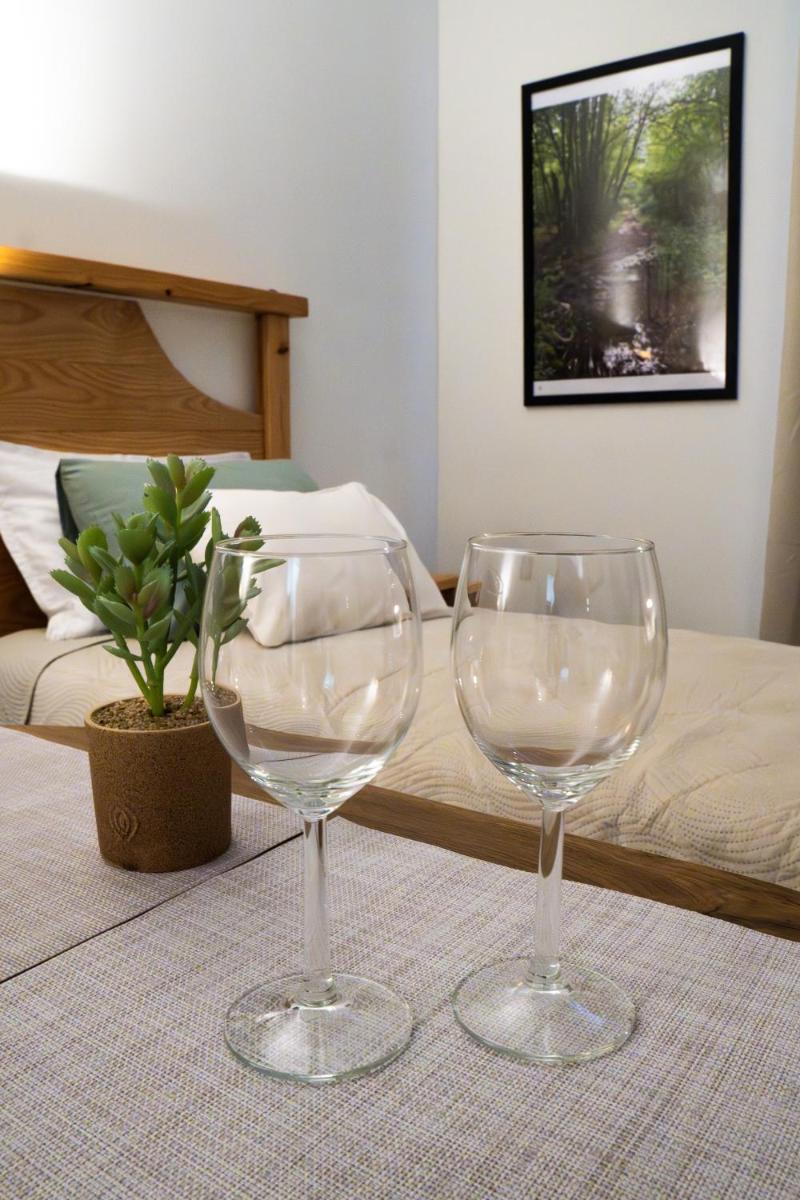 Teatar Rooms Subotica 4 - Housity
