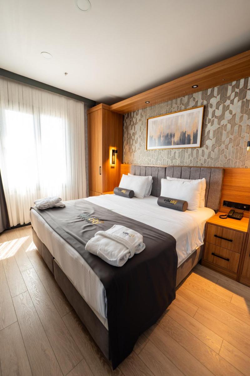 Educity Hotels & Spa - Housity