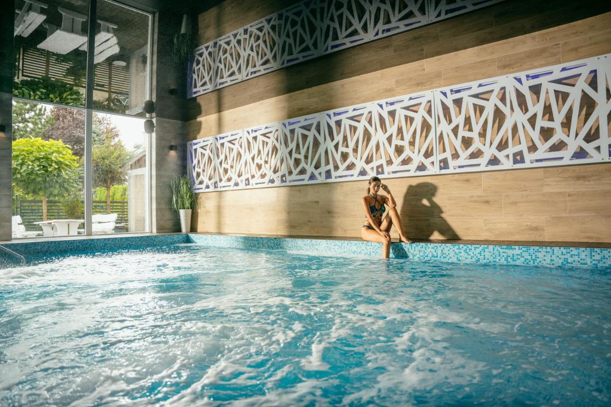 Tramontana Family & Wellness - Housity