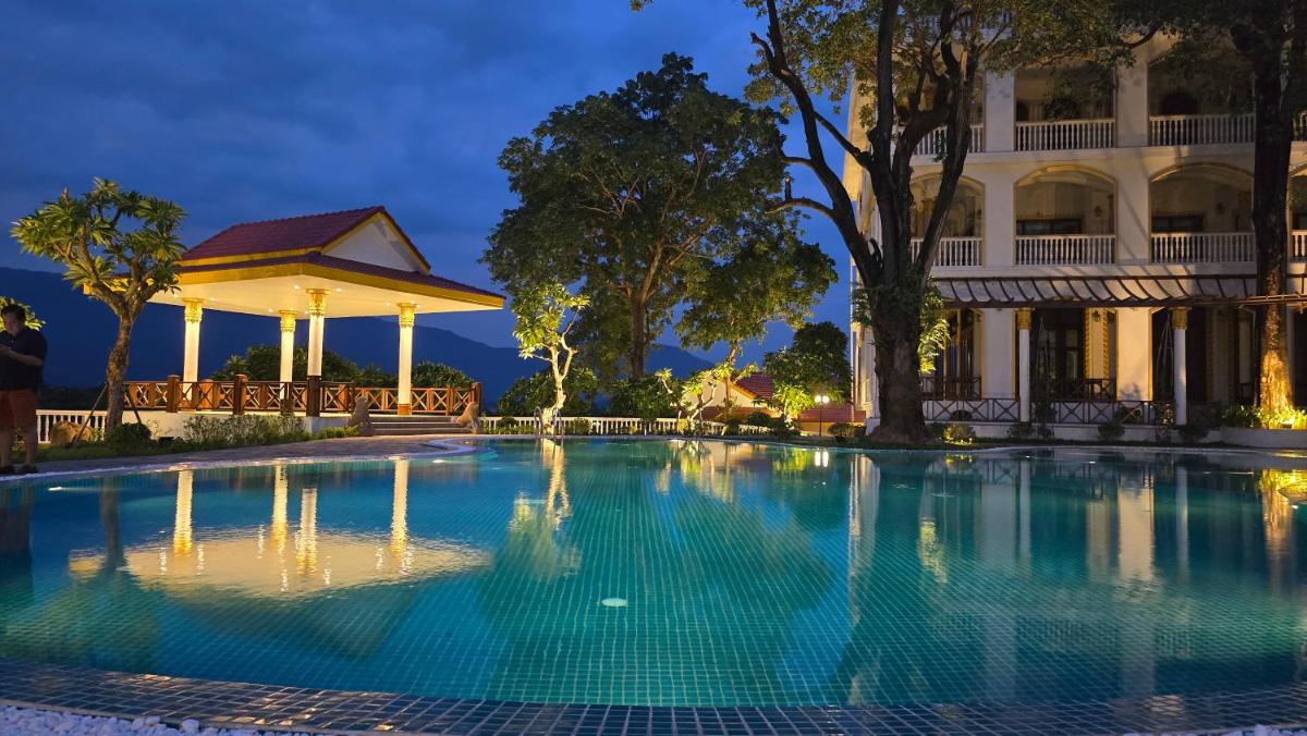 Champa Palace Hotel - Housity