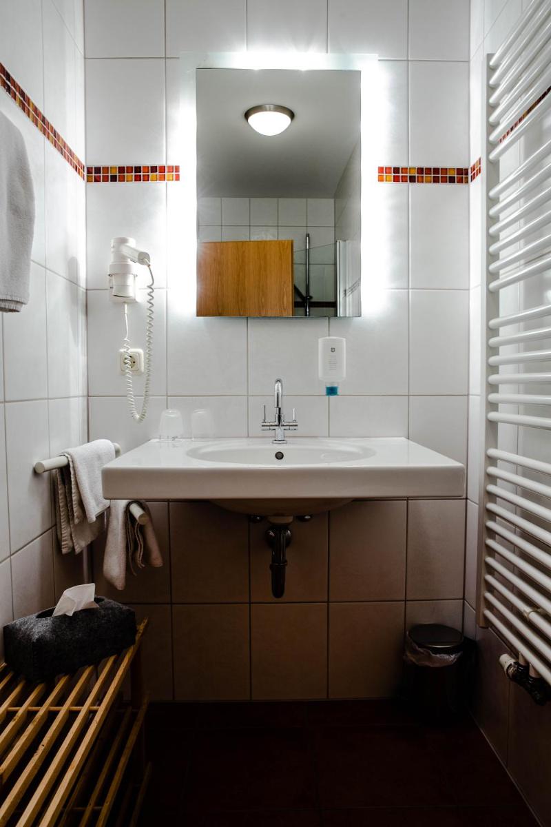 Hotel Weyh - Housity
