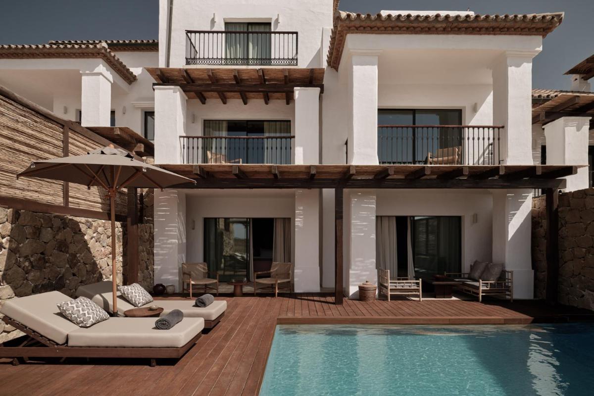 Piscina en o cerca de OKU Andalusia