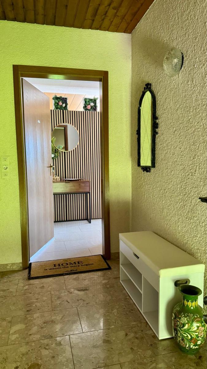Pension Schmidt - Wipfelblick - Voll ausgestattetes Loft Apartment - Housity