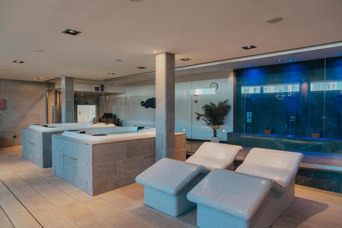 Imagen de la galería de Lago Resort Menorca - Casas del Lago Adults Only, en Cala'n Bosch