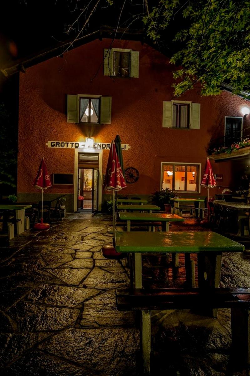 Grotto Zendralli - Housity
