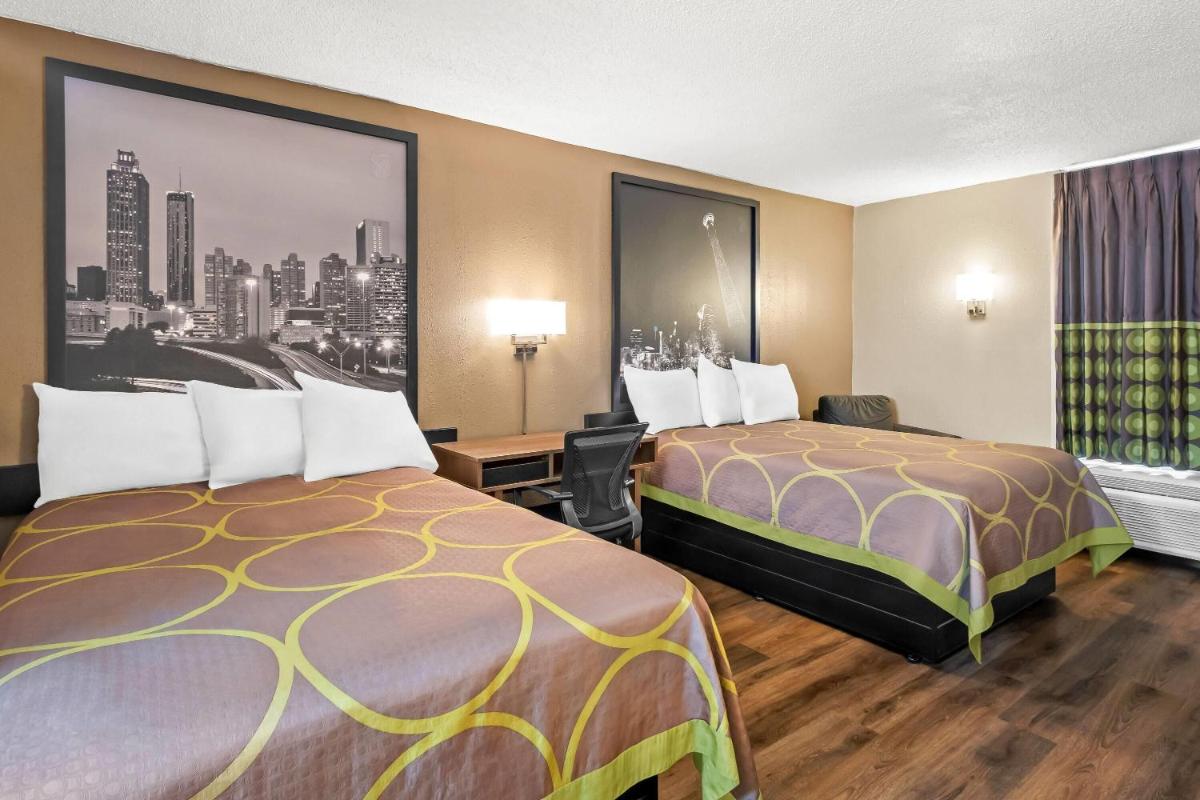 Super 8 by Wyndham Commerce - Housity