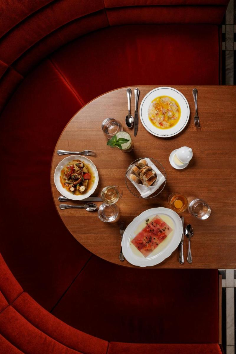 Essen im Hotel oder in der Nähe