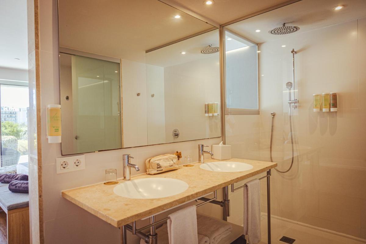Un baño de Seth 55 Santo Tomas