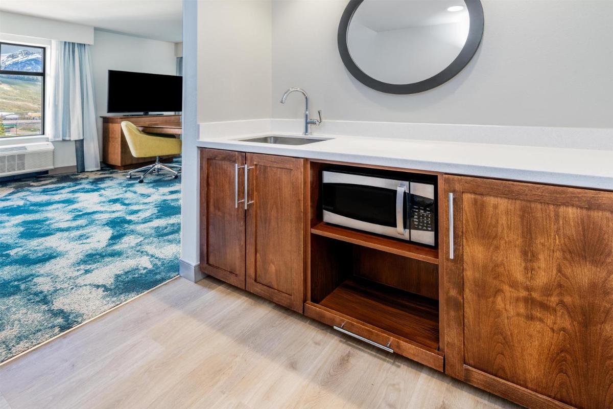 Hampton Inn & Suites Silverthorne - Housity