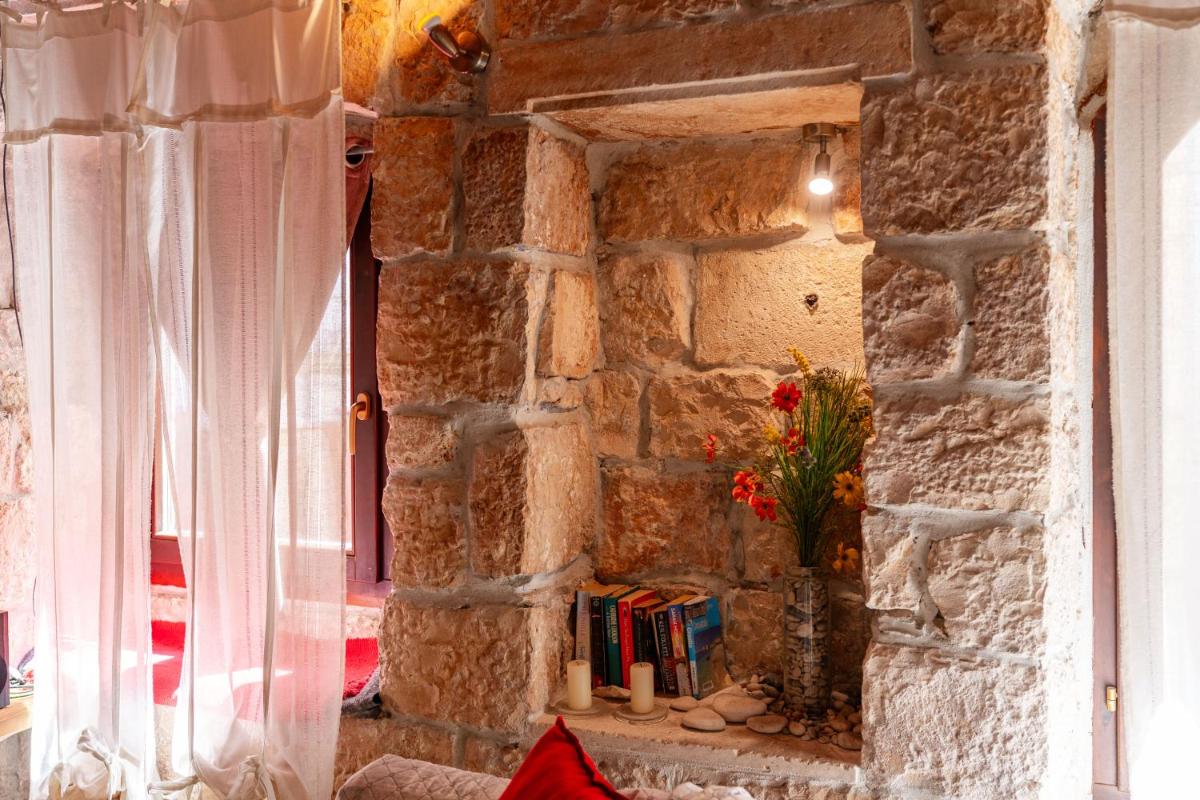 St Roko - Cozy Stone Studio in Old Town Korčula - Hizvo