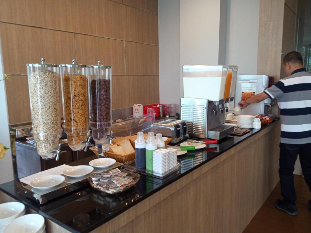 Siri regent Hotel - Housity