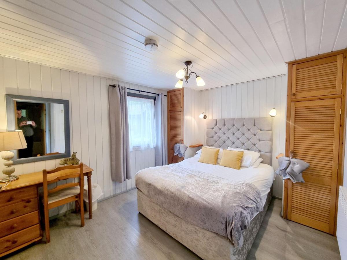 Maple Lodge 11 Hot Tub & Sauna - Hizvo