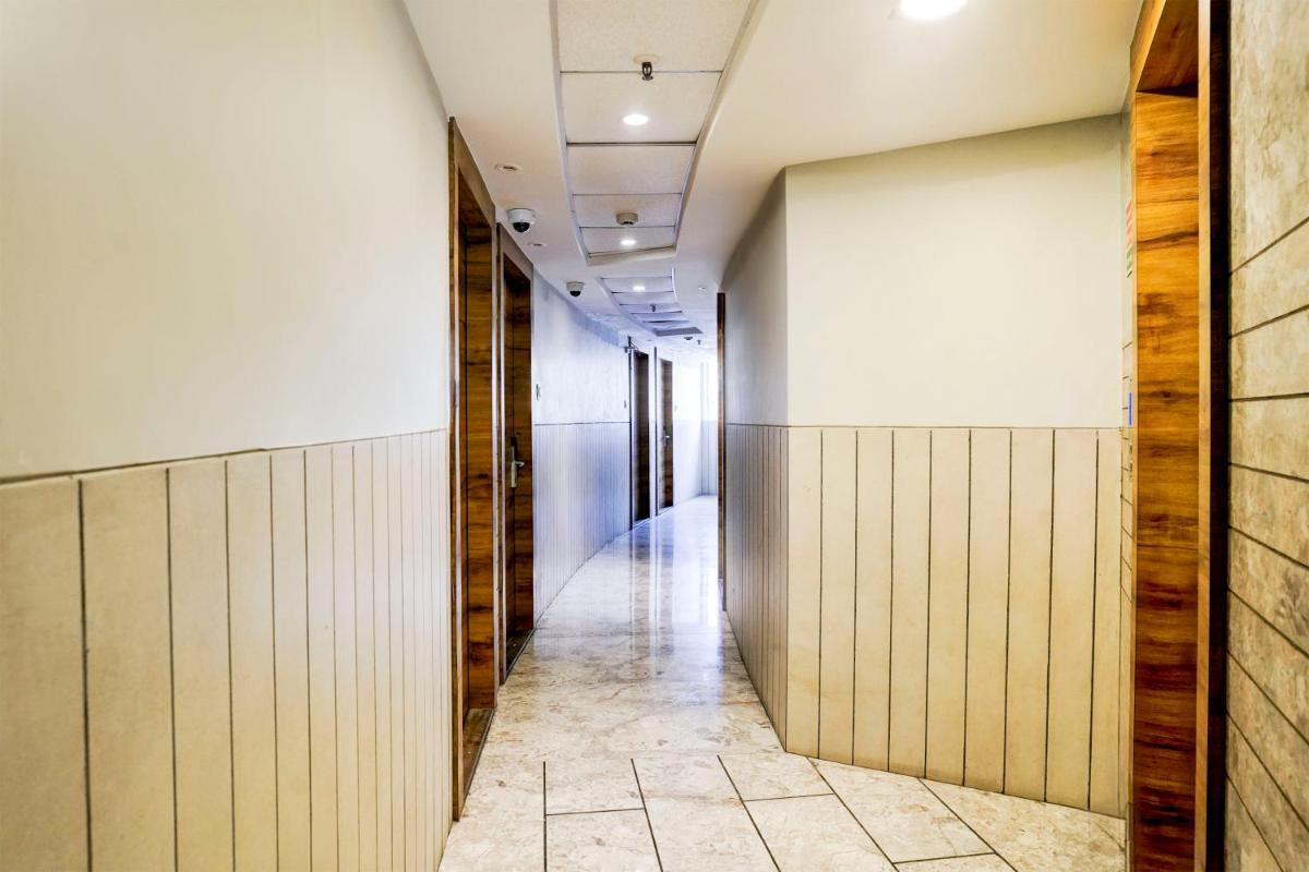 Super Townhouse Oak Vashi formerly Blue Diamond - Housity