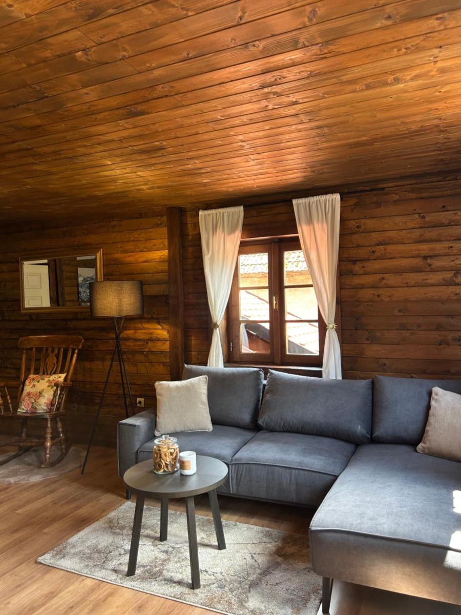 Stara hiža pod Okićem - Housity