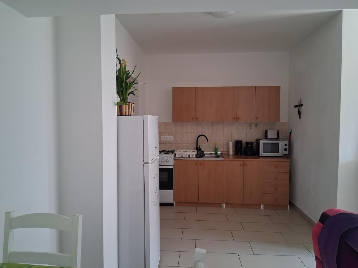 Studio apartman Dezire - Housity