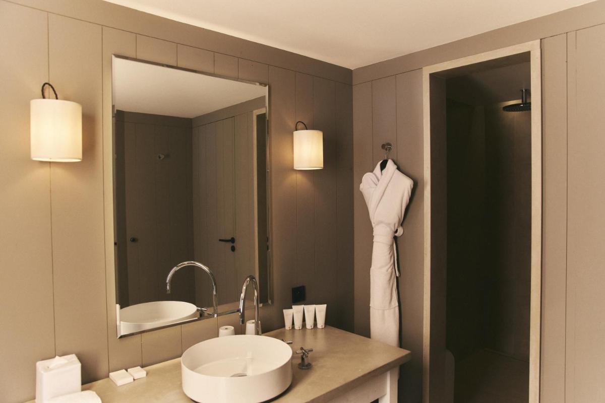 Salle de bains dans l'établissement Hôtel Plage Palace & Spa