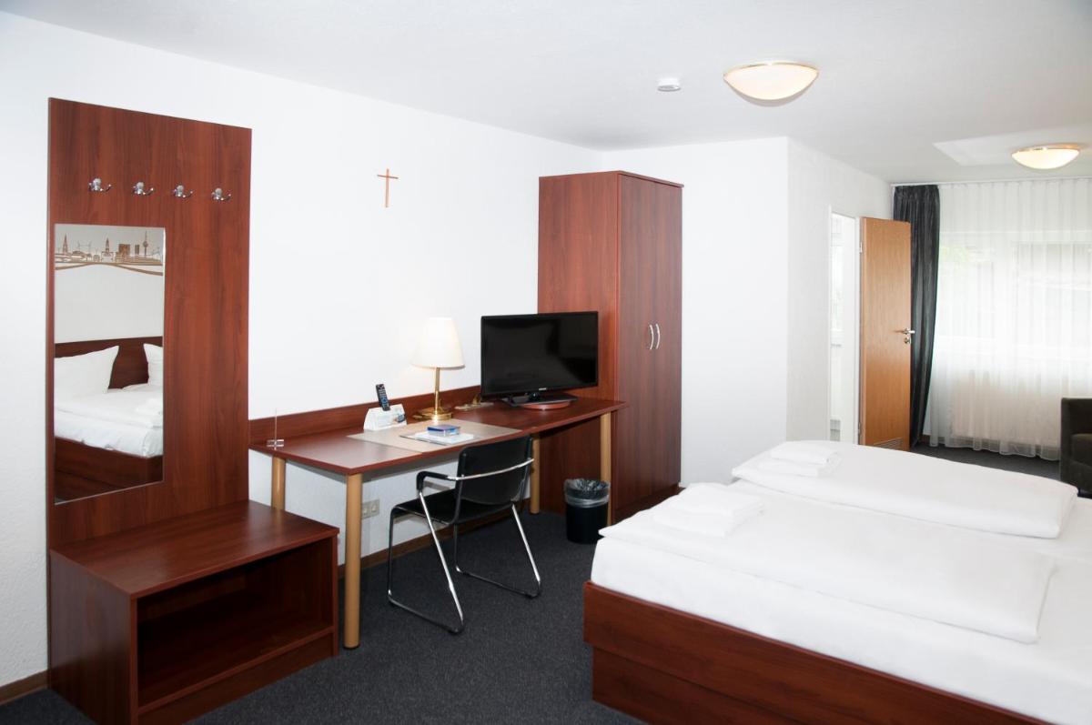 Hotel Sonne - Housity