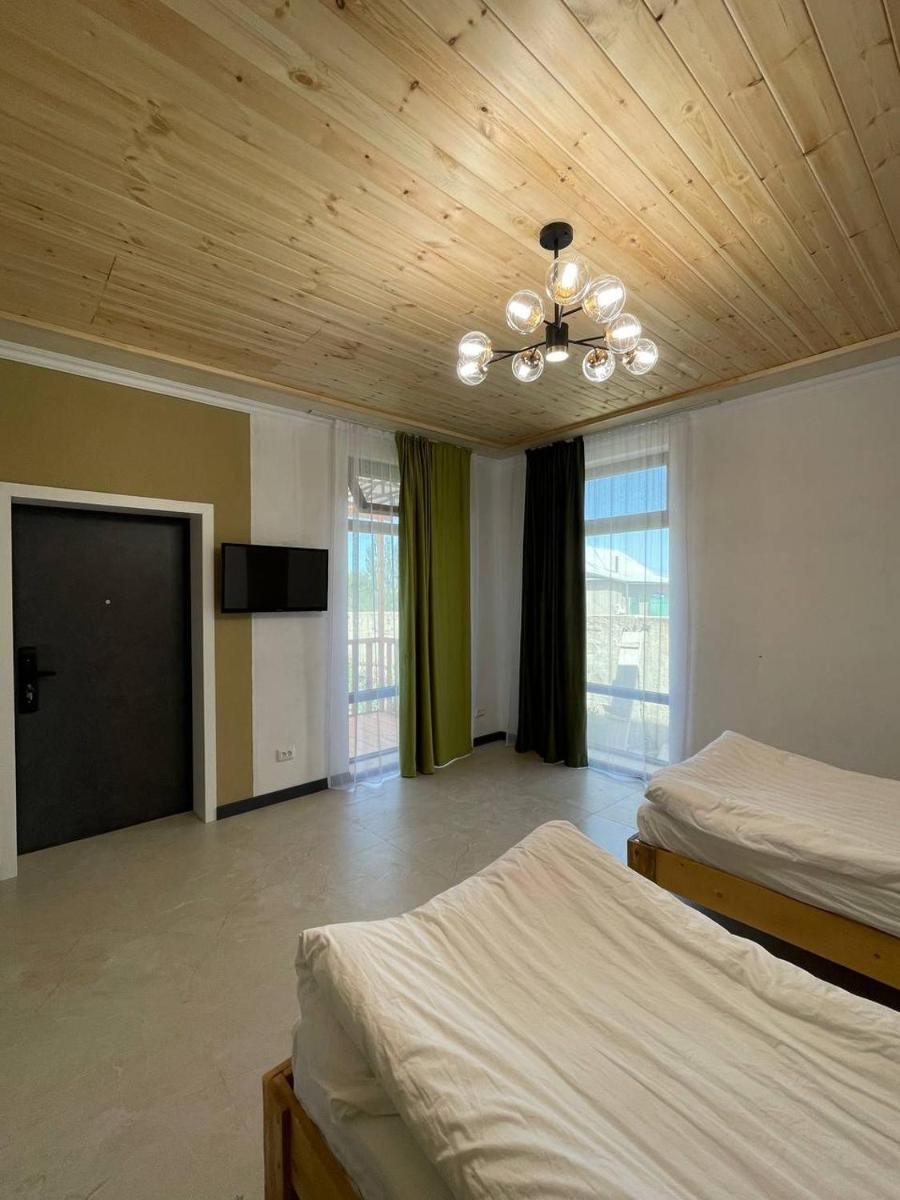 Amirhan Guest house - Housity