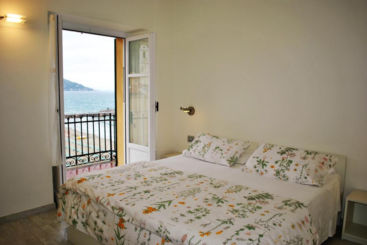Hotel Residence Baiadelsole - Housity