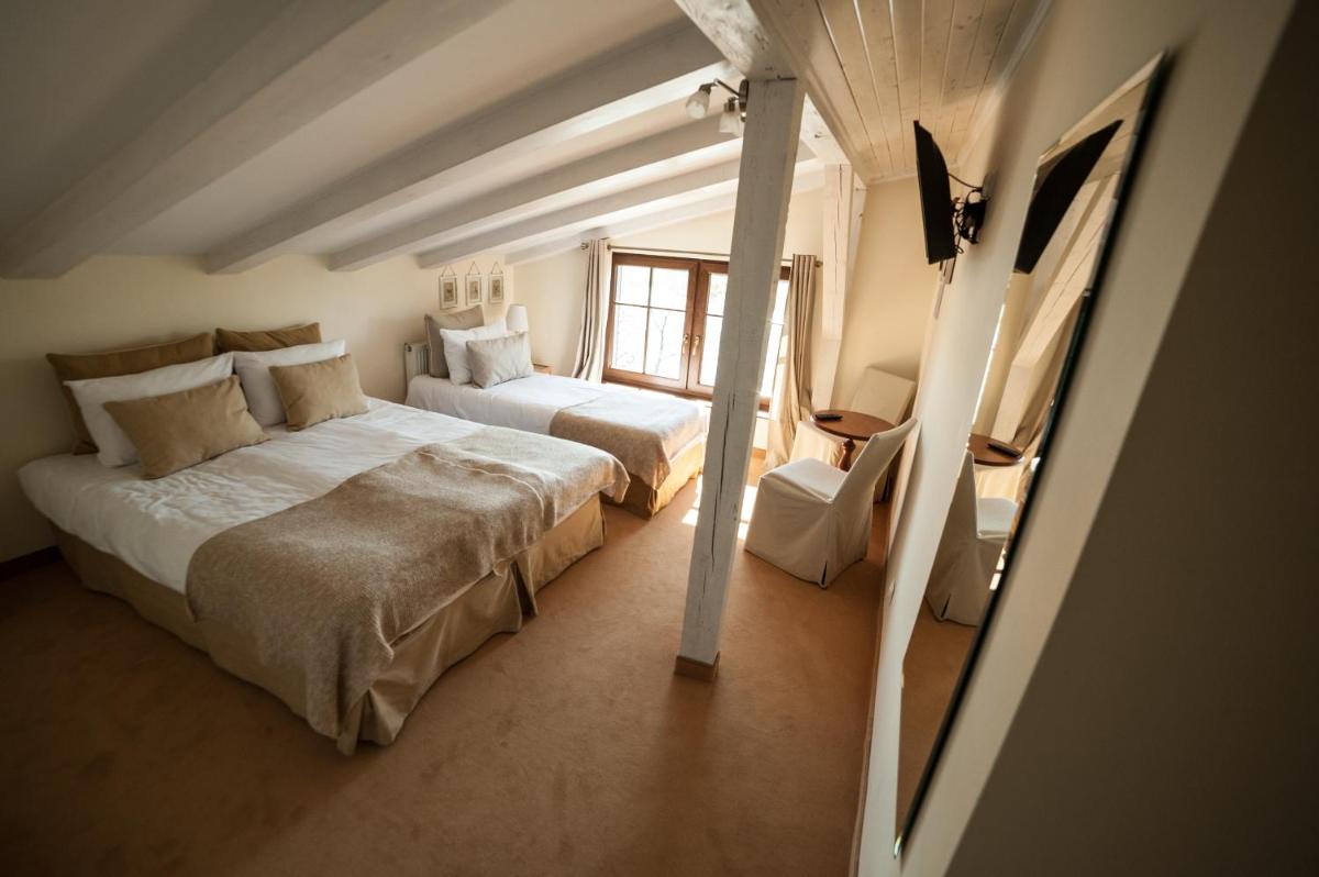 Dom Wiejska 39 a - Housity